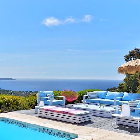 VILLA JUCANOS - Vue mer panoramique Golfe de St-Tropez Cavalaire-sur-Mer Exterior foto